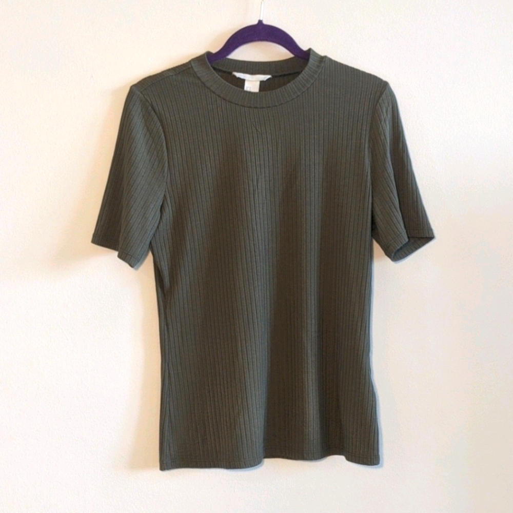 Mock Neck Ribbed Shirt